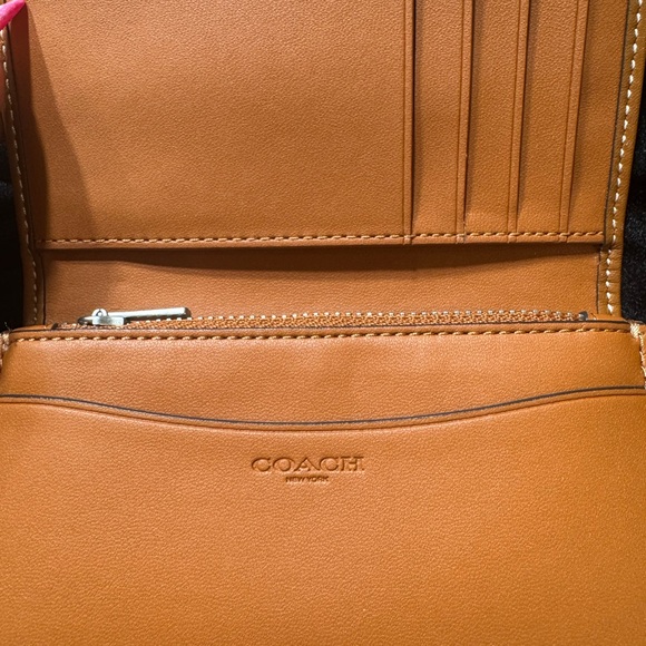 Coach Trail Bag Crystal Jacquard purse and wallet. Selling as a set. - Picture 9 of 13